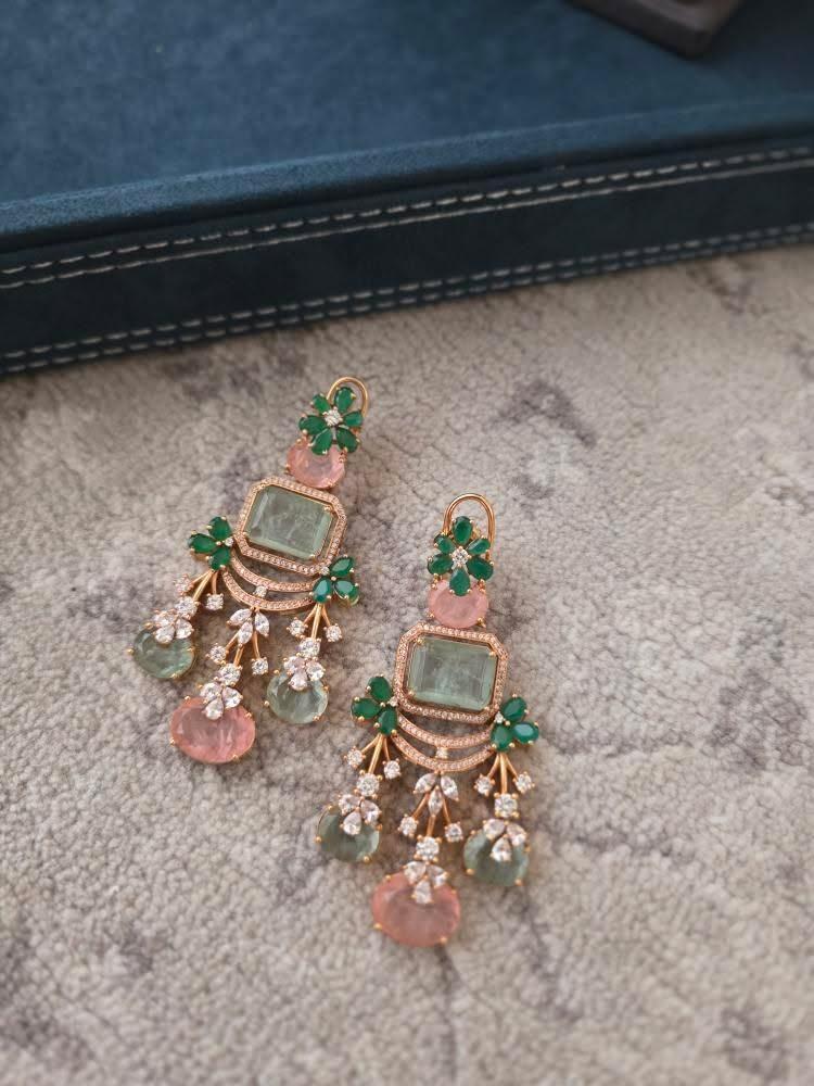 Dhanak quartz and polki necklace Thumbnail