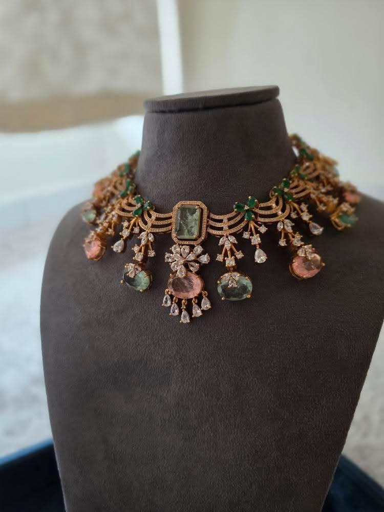 Dhanak quartz and polki necklace Thumbnail