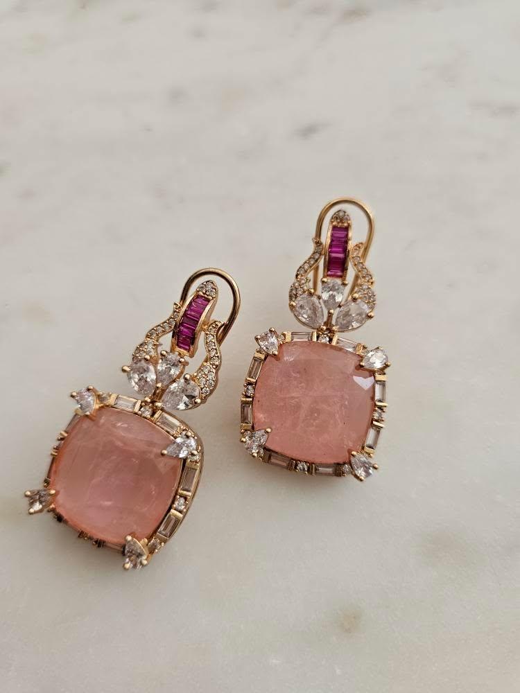 Rajasi semi precious quartz necklace Thumbnail