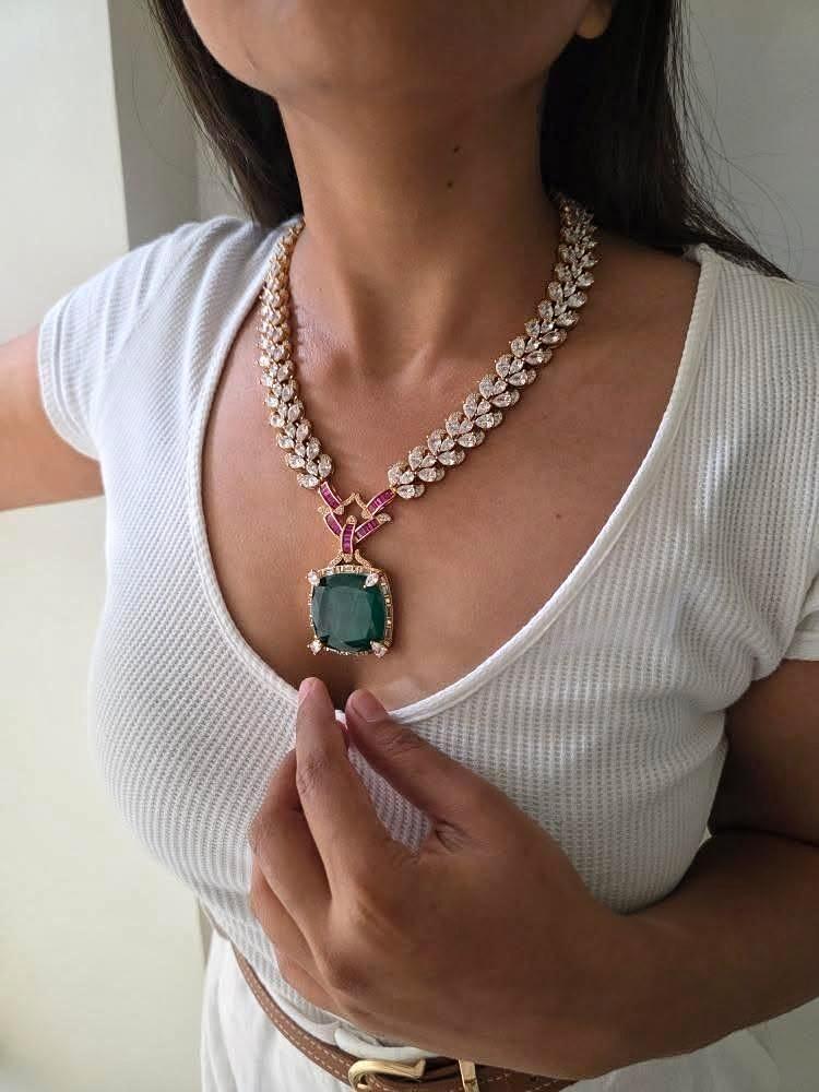 Rajasi semi precious quartz necklace Thumbnail