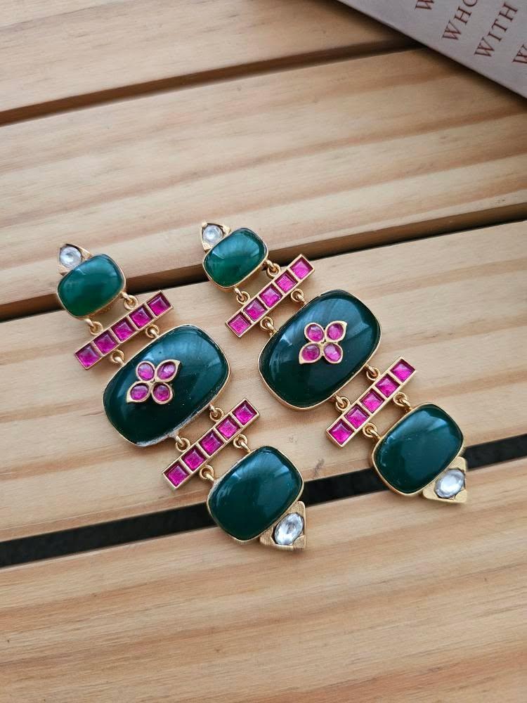 Nabat quartz earrings Thumbnail