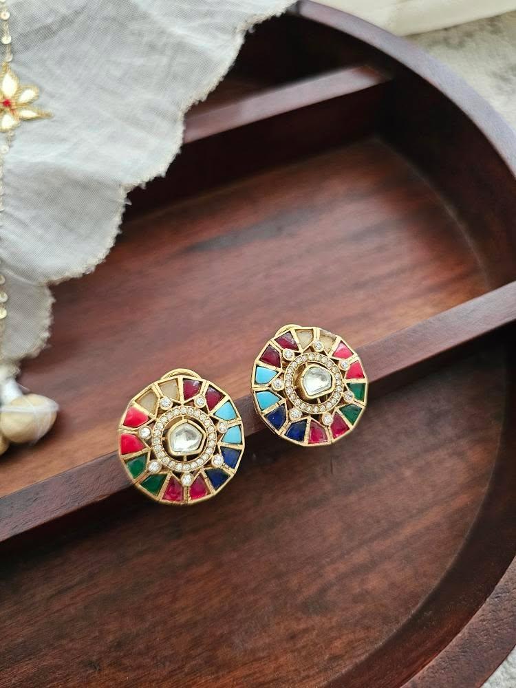 Sahla handcrafted studs Thumbnail