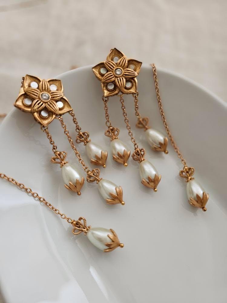 Sarvani handcrafted pearl earrings Thumbnail