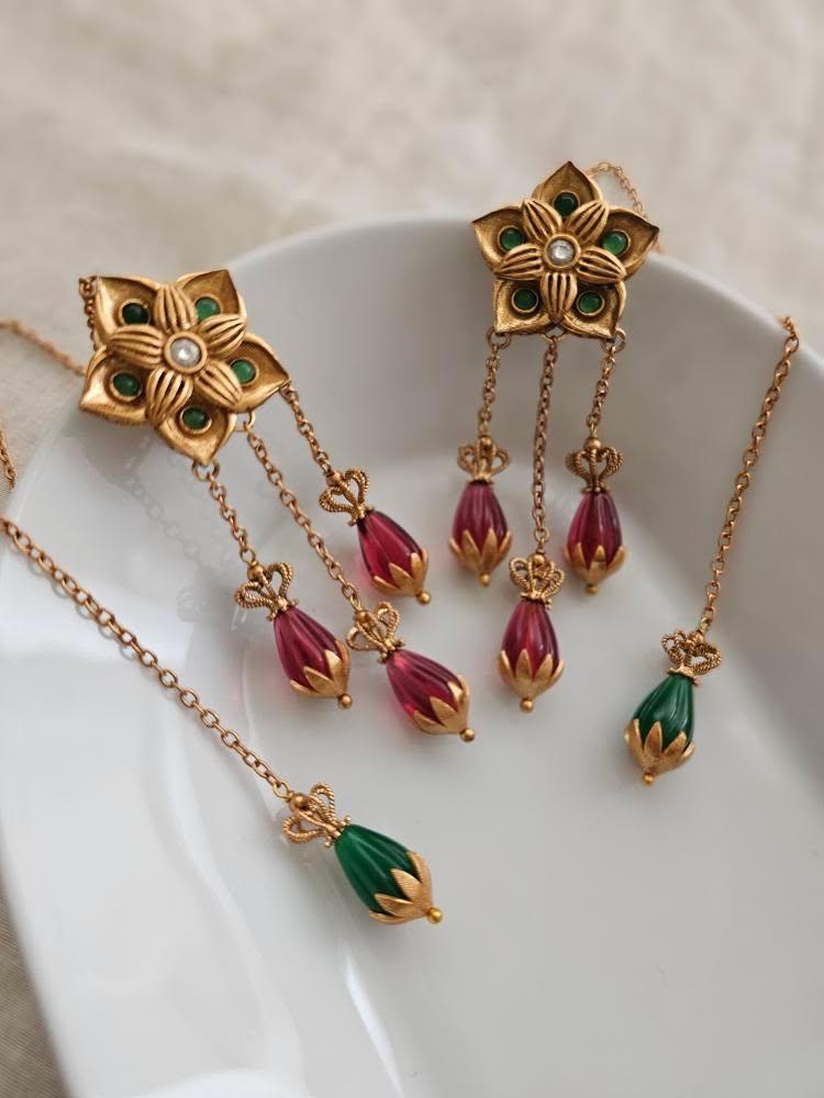 Sarvani handcrafted pearl earrings Thumbnail