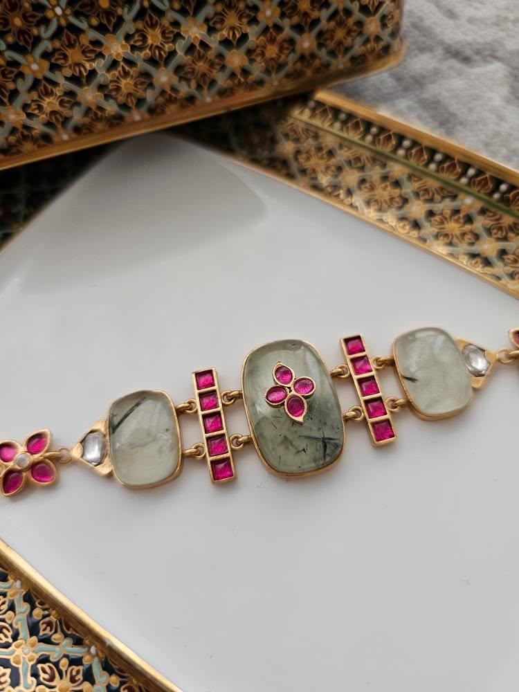 Misha quartz choker Thumbnail