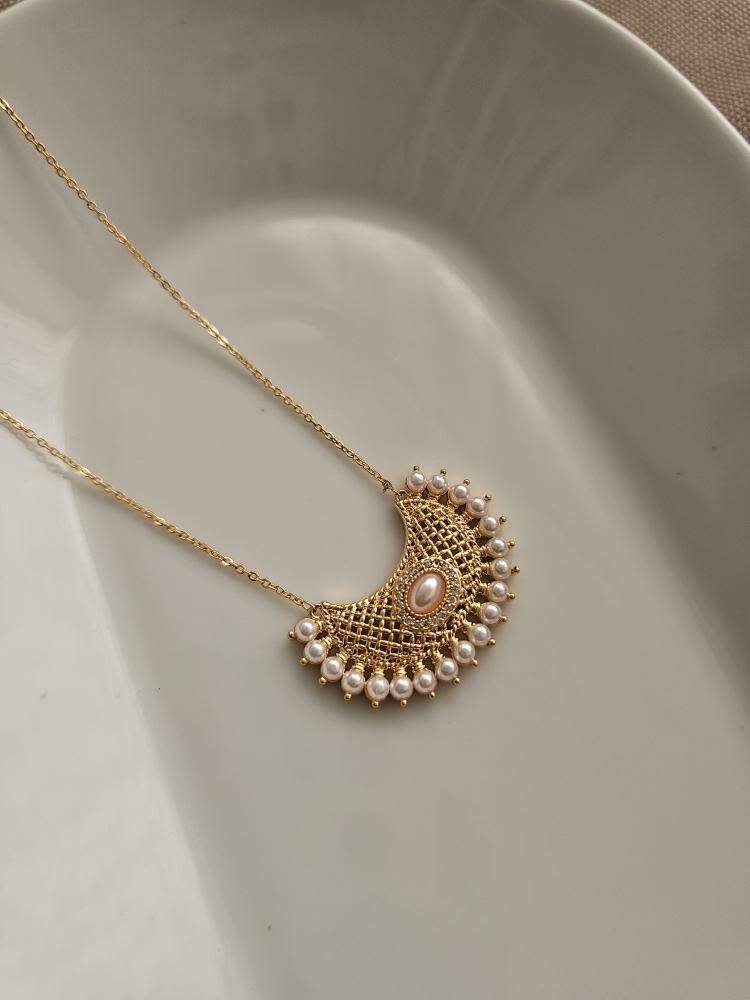 Firoz delicate pearl necklace Thumbnail