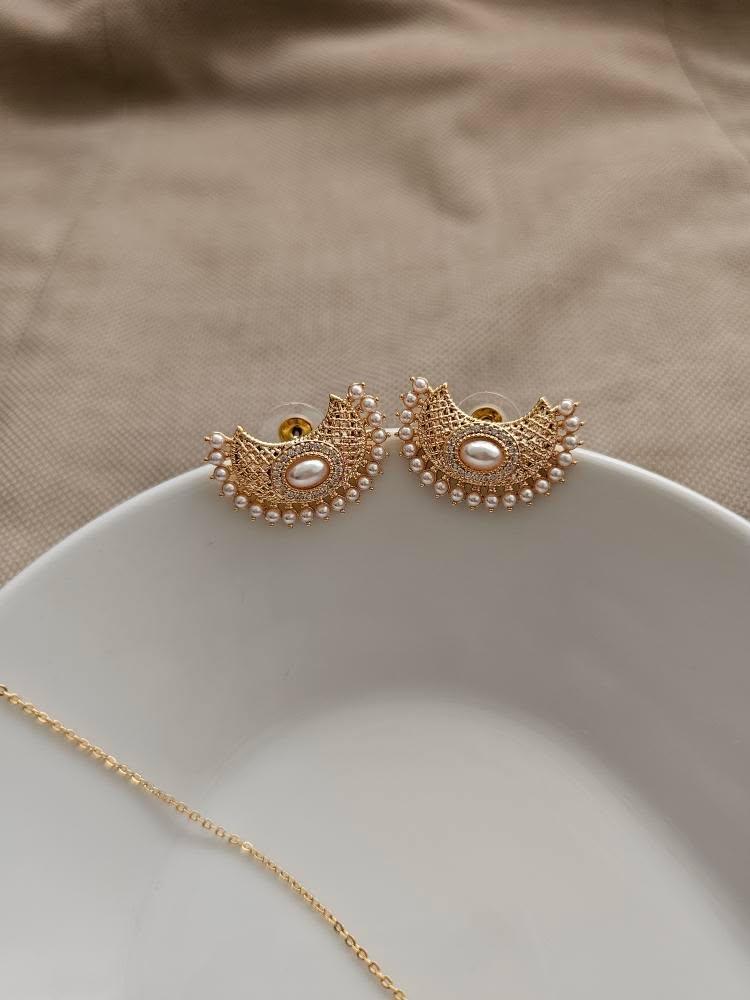 Firoz delicate pearl necklace Thumbnail