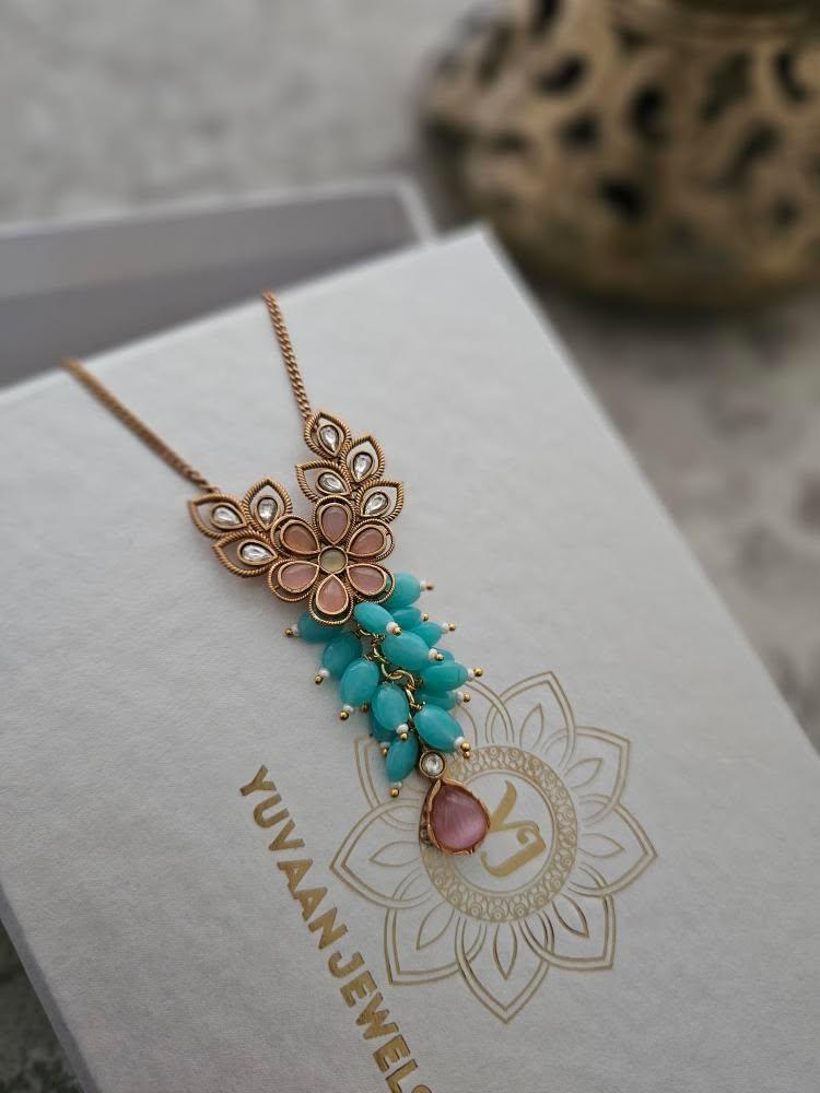 Vidhisha handcrafted delicate necklace Thumbnail