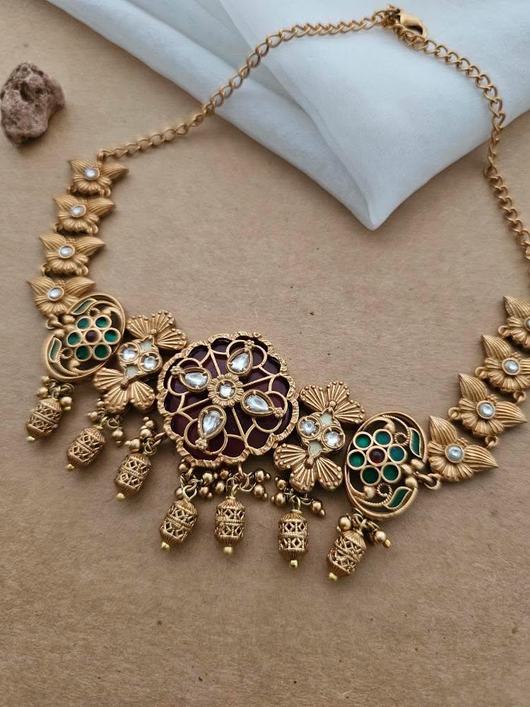 Anisa handcrafted choker Thumbnail