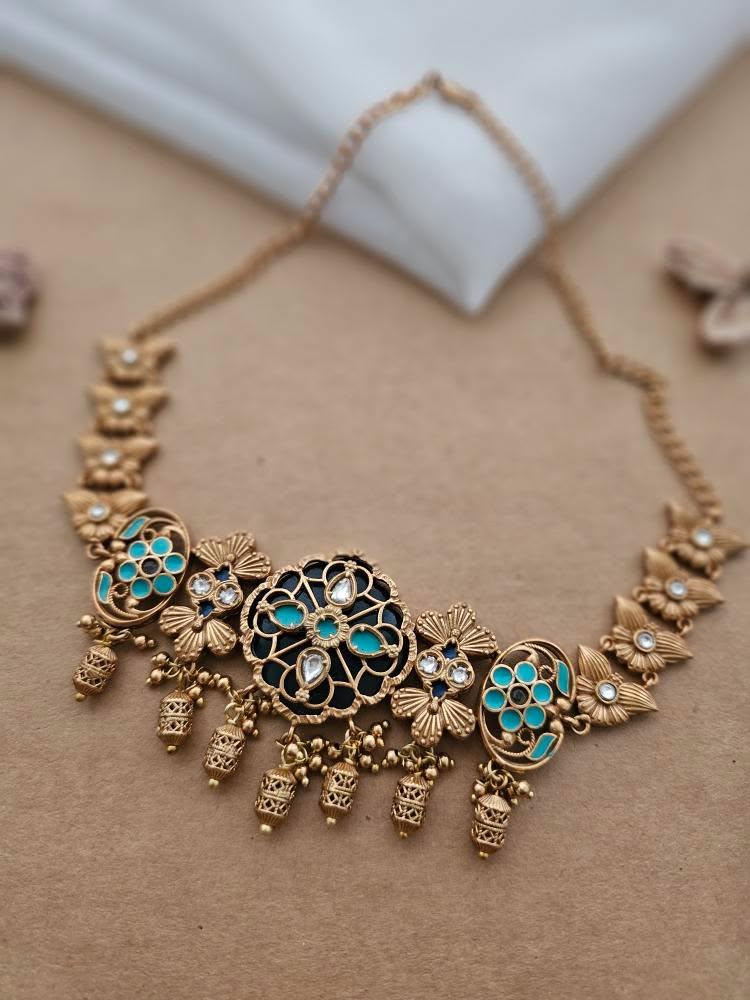 Anisa handcrafted choker Thumbnail