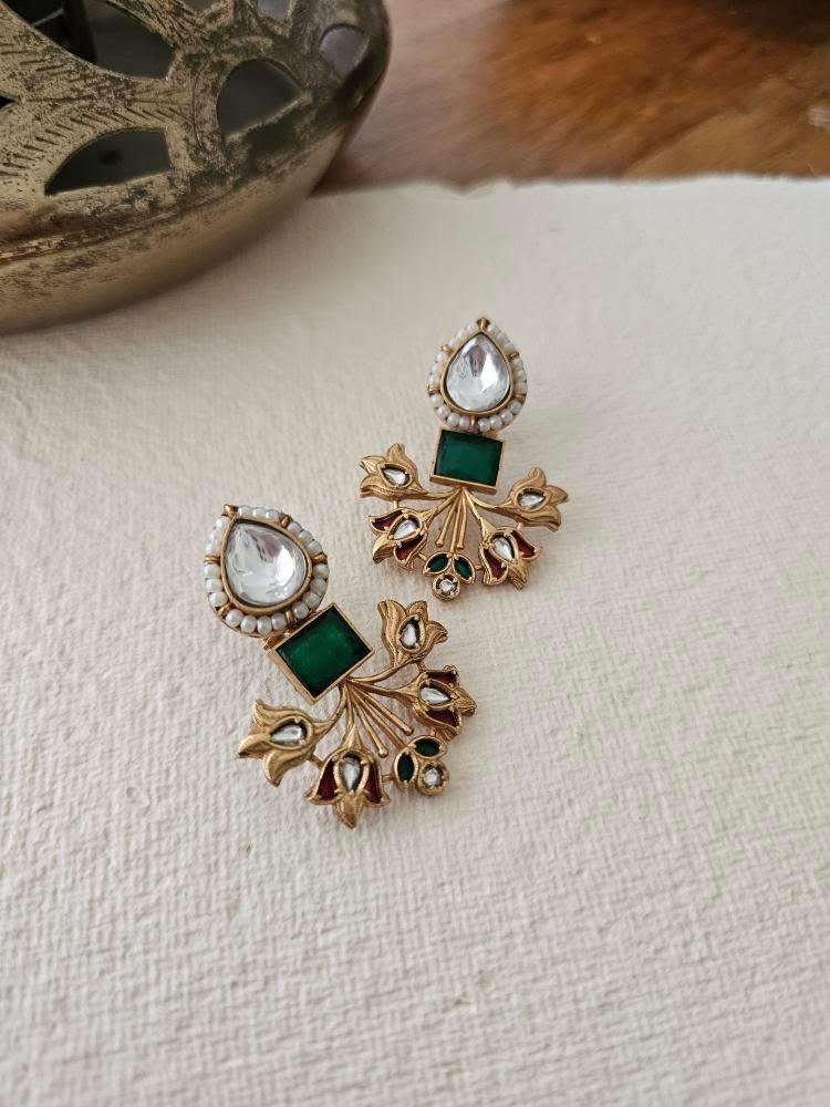 Vasuhi handcrafted choker Thumbnail