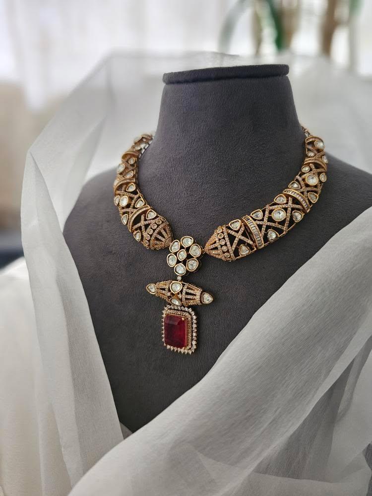 Dhwani quartz and polki necklace Thumbnail