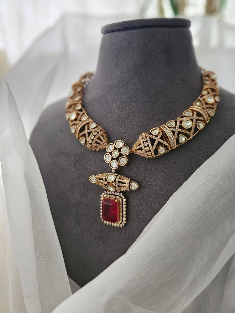 Dhwani quartz and polki necklace Thumbnail