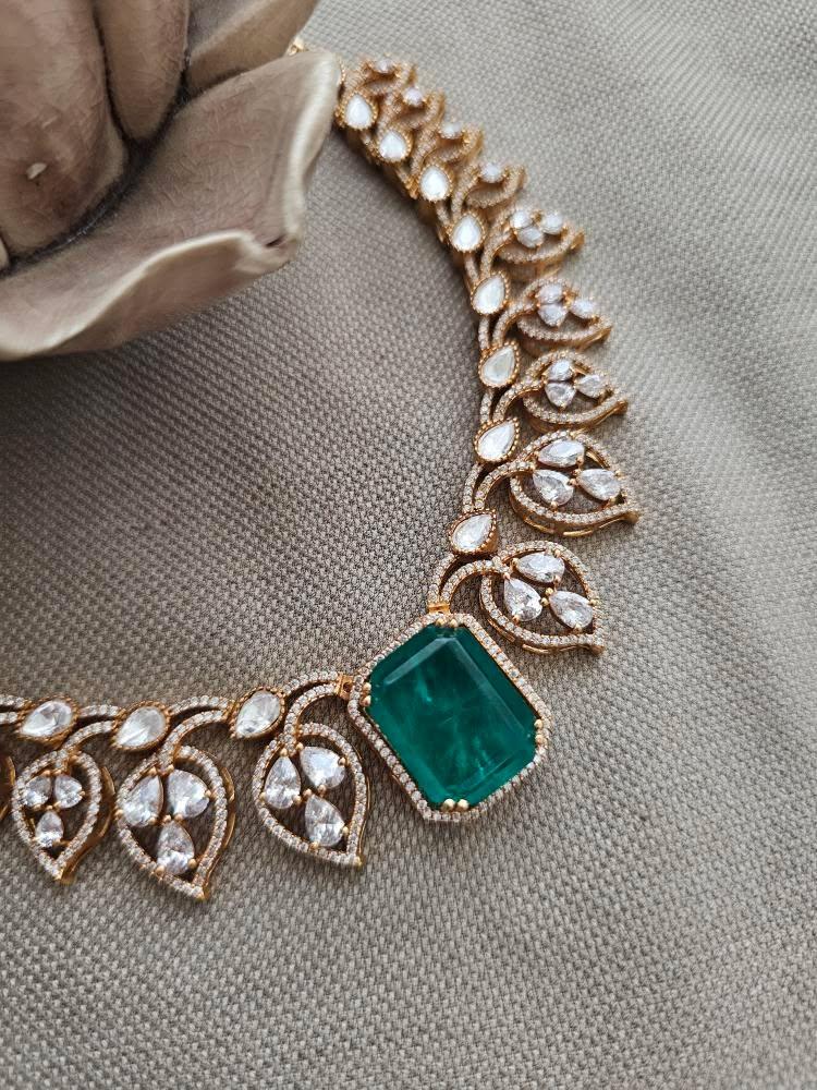 Paan quartz and polki necklace Thumbnail