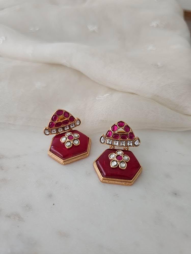 Avani quartz and polki choker Thumbnail