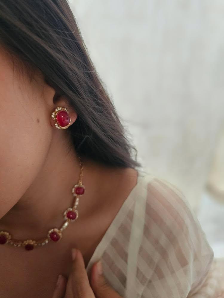 Shanta delicate necklace Thumbnail