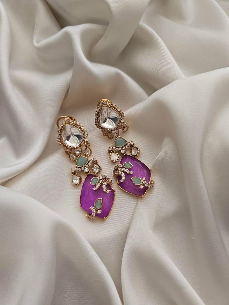 Agastya quartz earrings Thumbnail