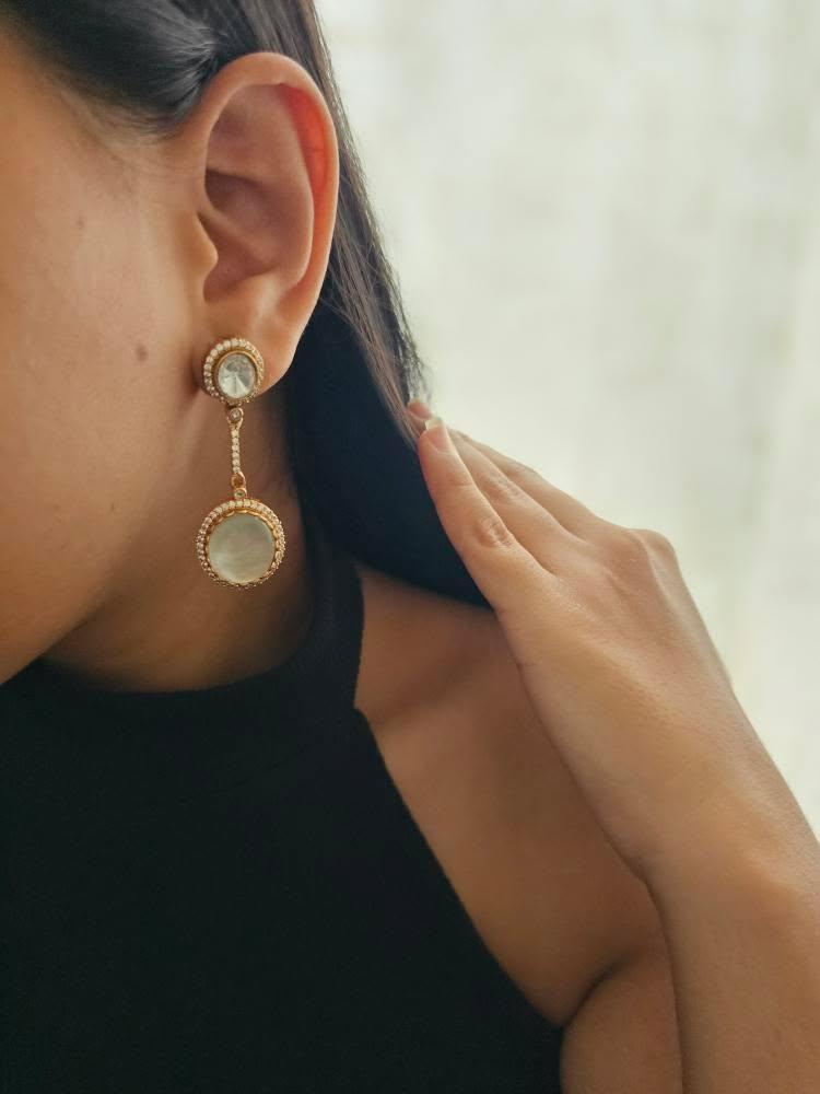 Badria quartz earrings Thumbnail