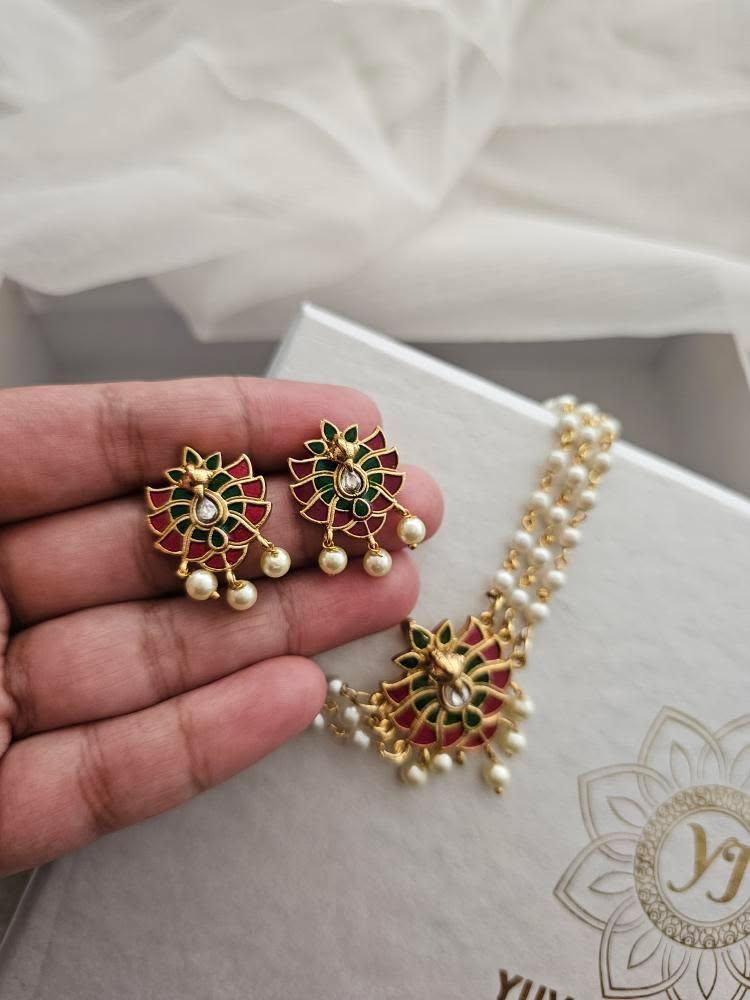 Mor pearl choker Thumbnail