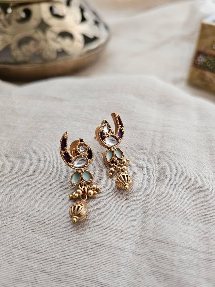 Mora handcrafted necklace Thumbnail