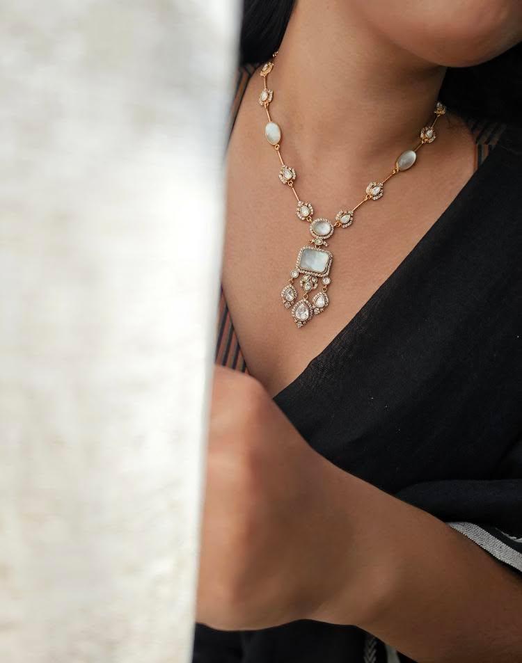 Kashvi polki delicate necklace Thumbnail