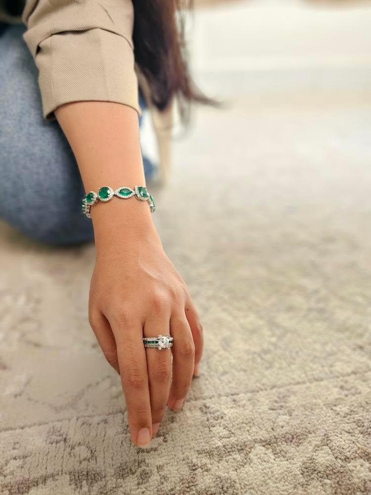 Riva solitare bracelet Thumbnail