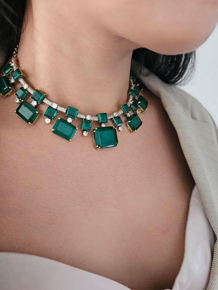 Eshvik quartz necklace Thumbnail