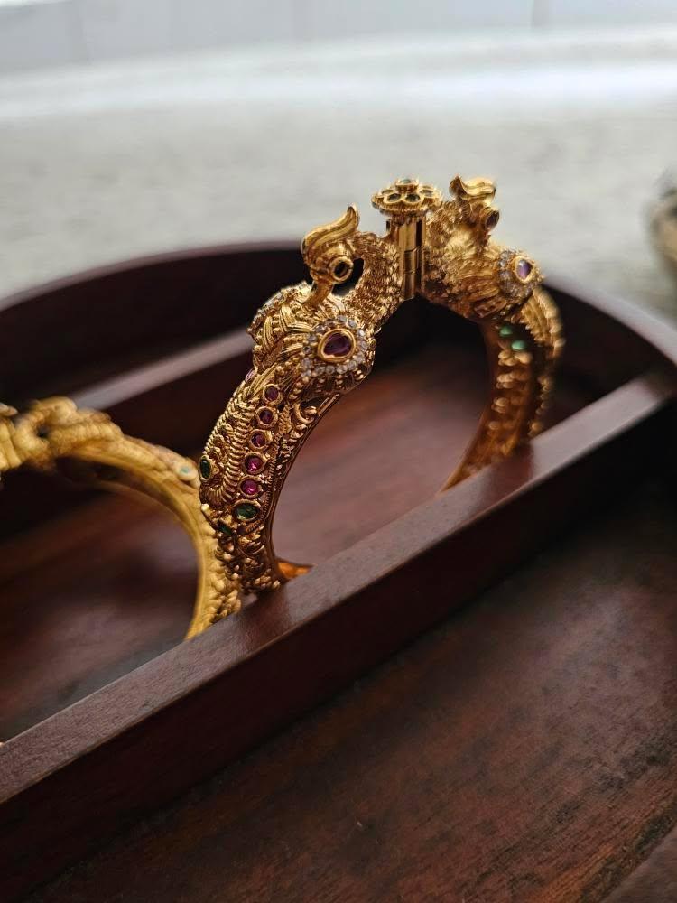 Mor handcrafted bangles Thumbnail
