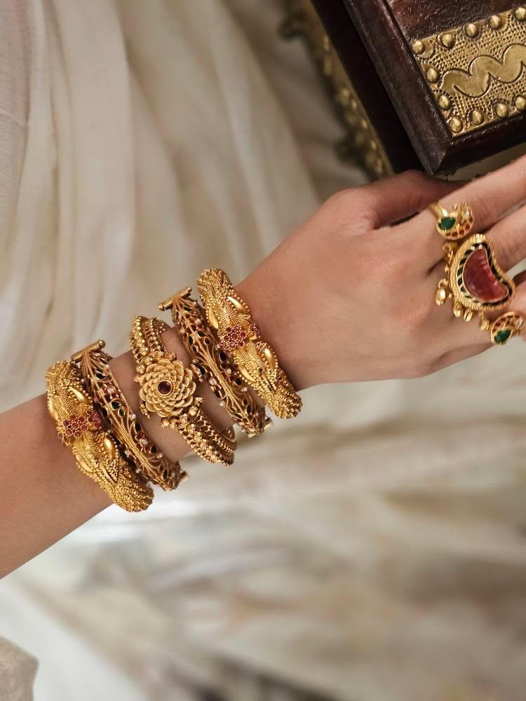 Miraya handcrafted bangles Thumbnail