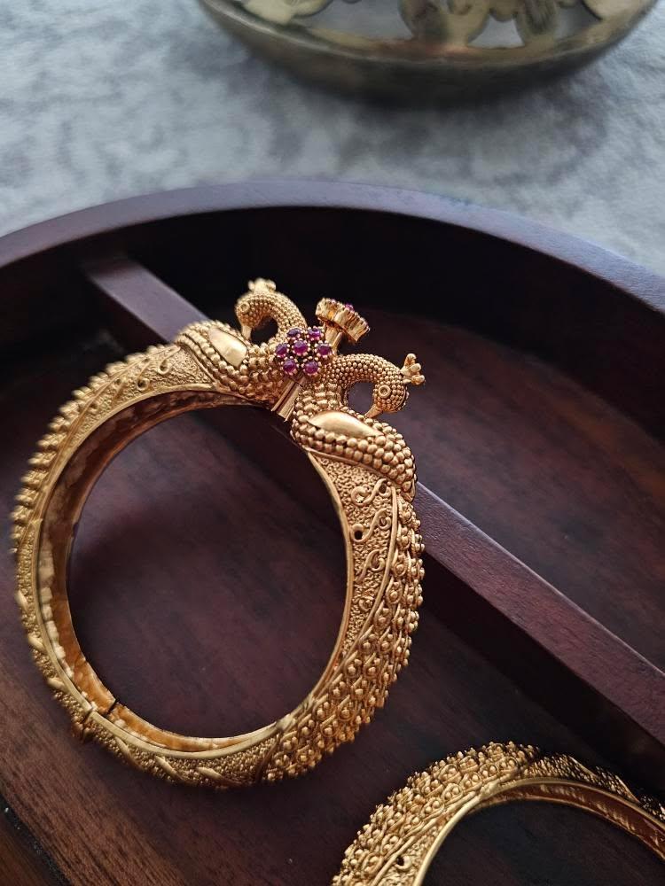 Miraya handcrafted bangles Thumbnail