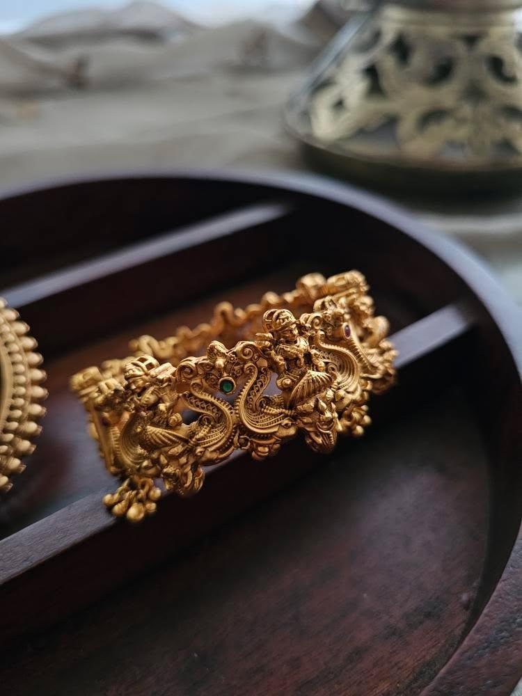 Jaya handcrafted bangle Thumbnail