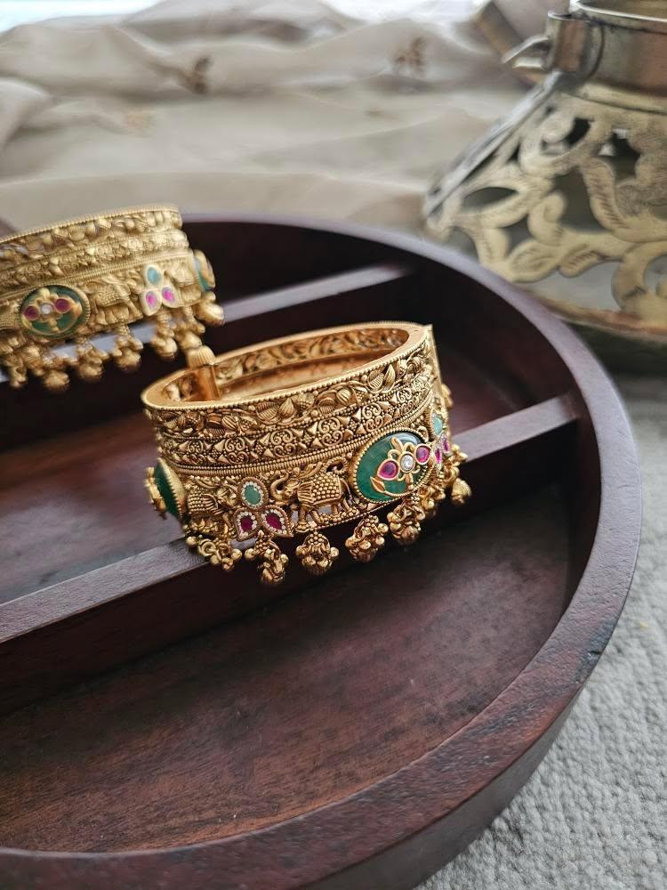 Umika handcrafted bangles Thumbnail