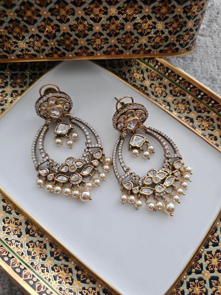 Smriti polki earrings Thumbnail