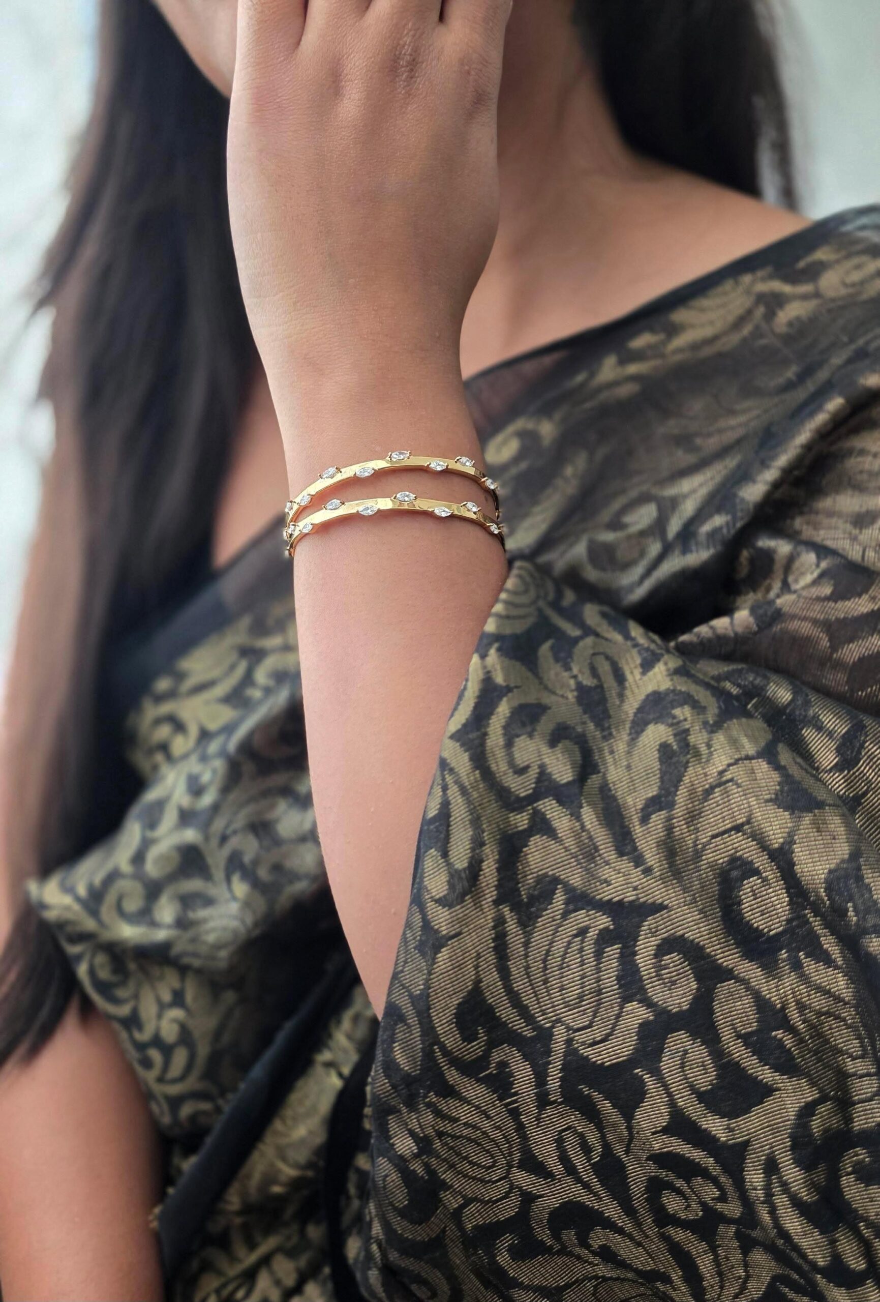Hiya delicate bangles Thumbnail