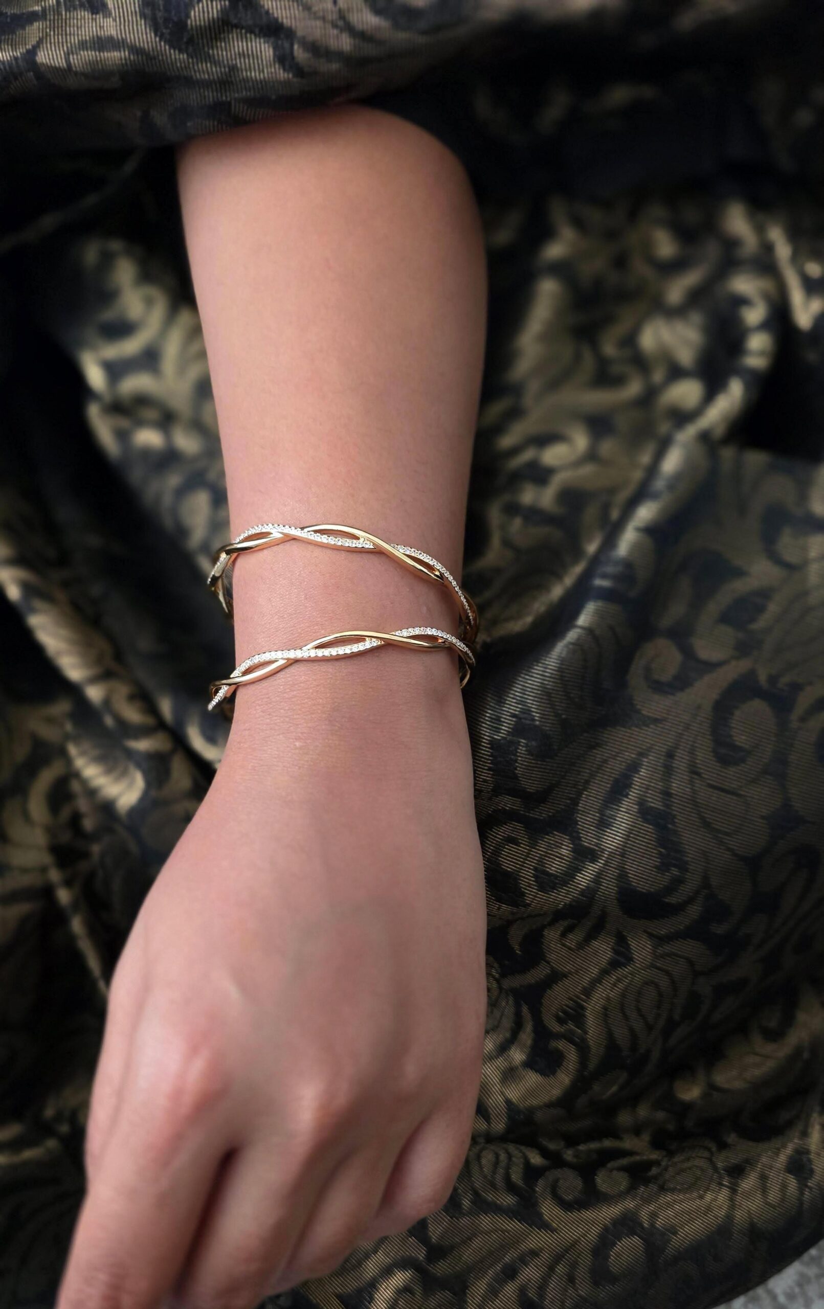 Ishira delicate bangles Thumbnail