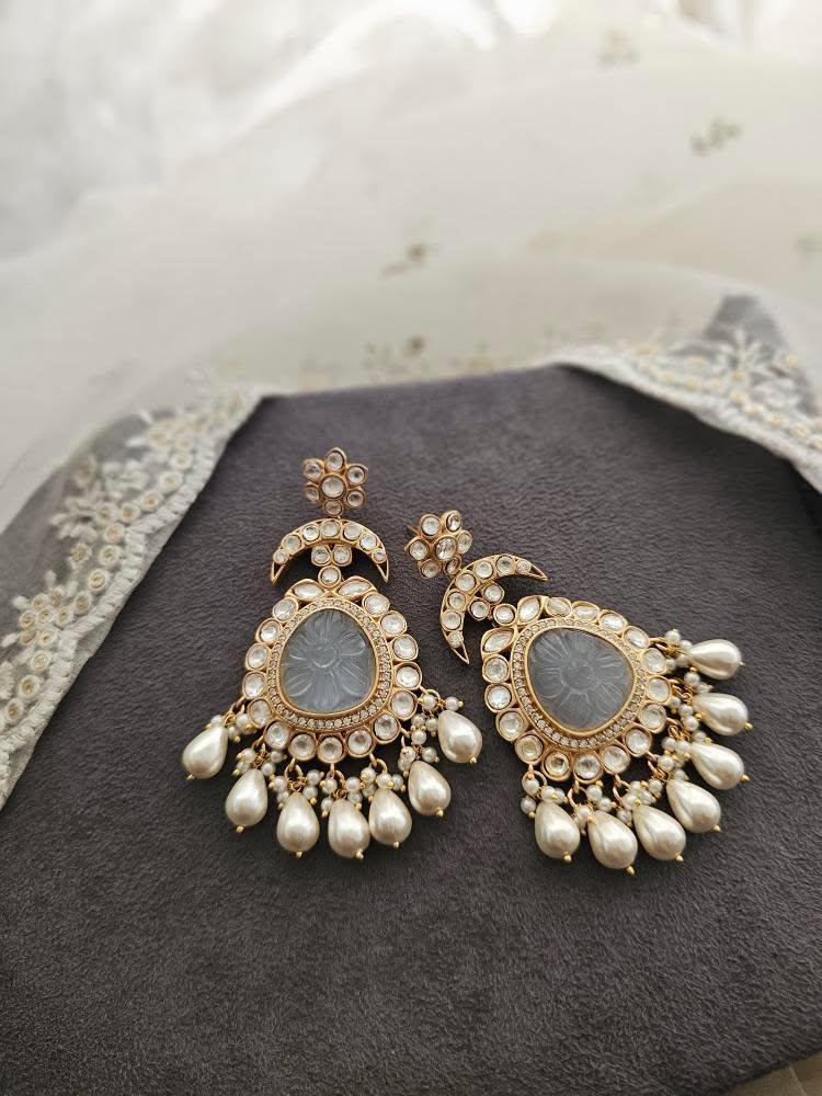 Shubhi pearl and polki necklace Thumbnail