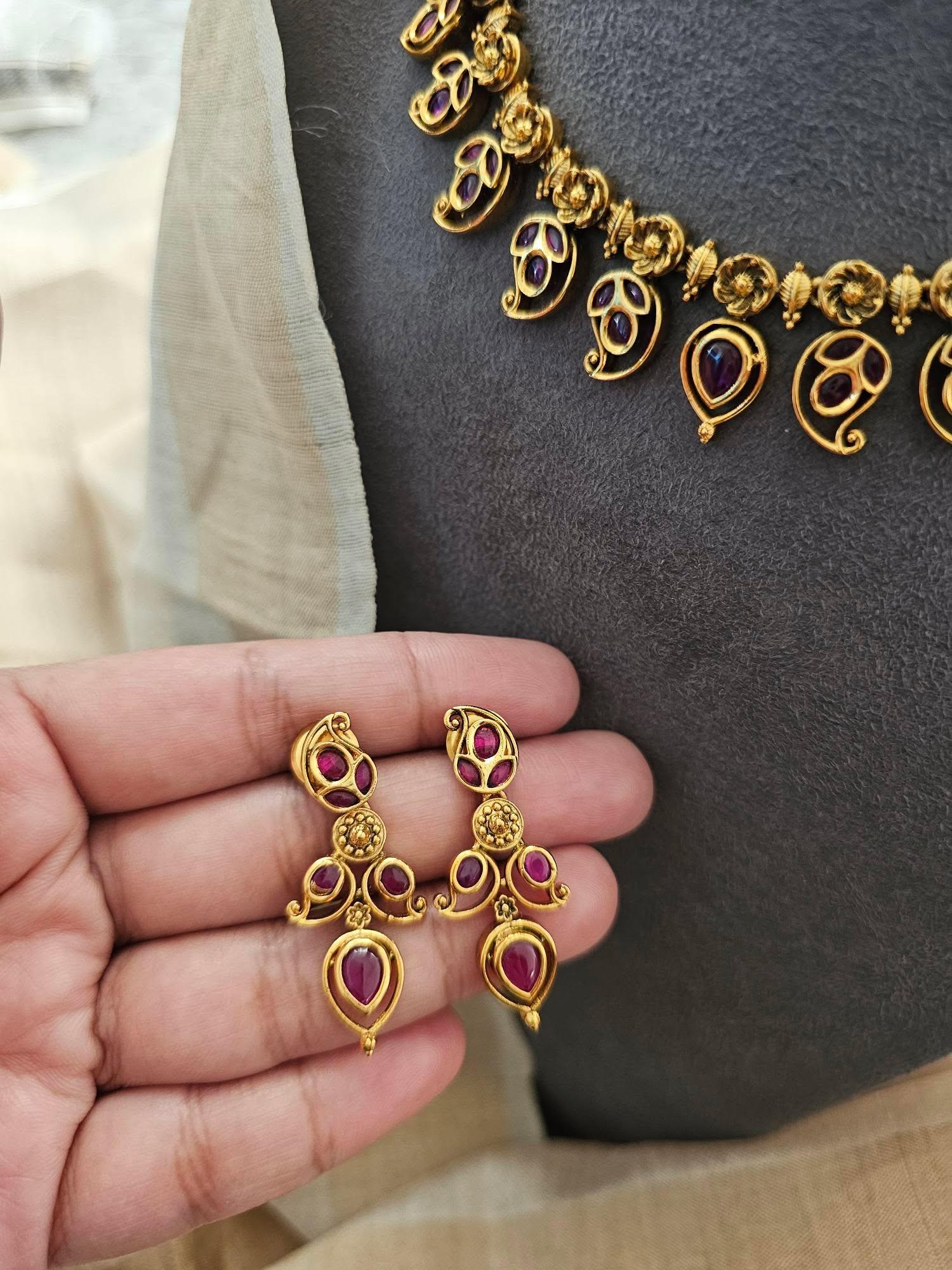 Krinal handcrafted necklace Thumbnail