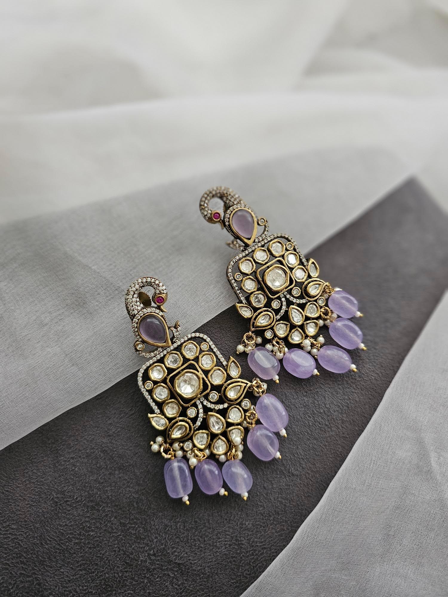 Saazish quartz and pearl necklace Thumbnail