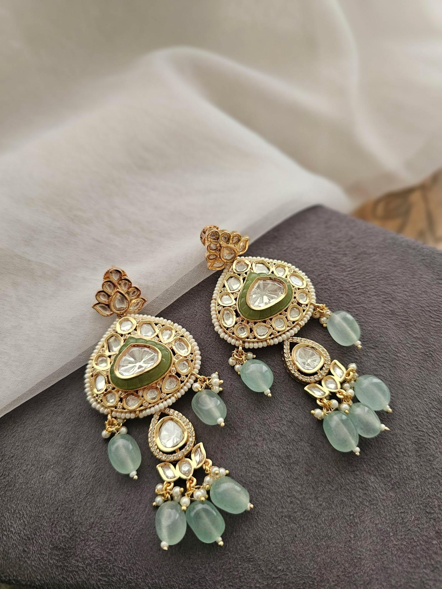 Umika pearl and polki necklace Thumbnail