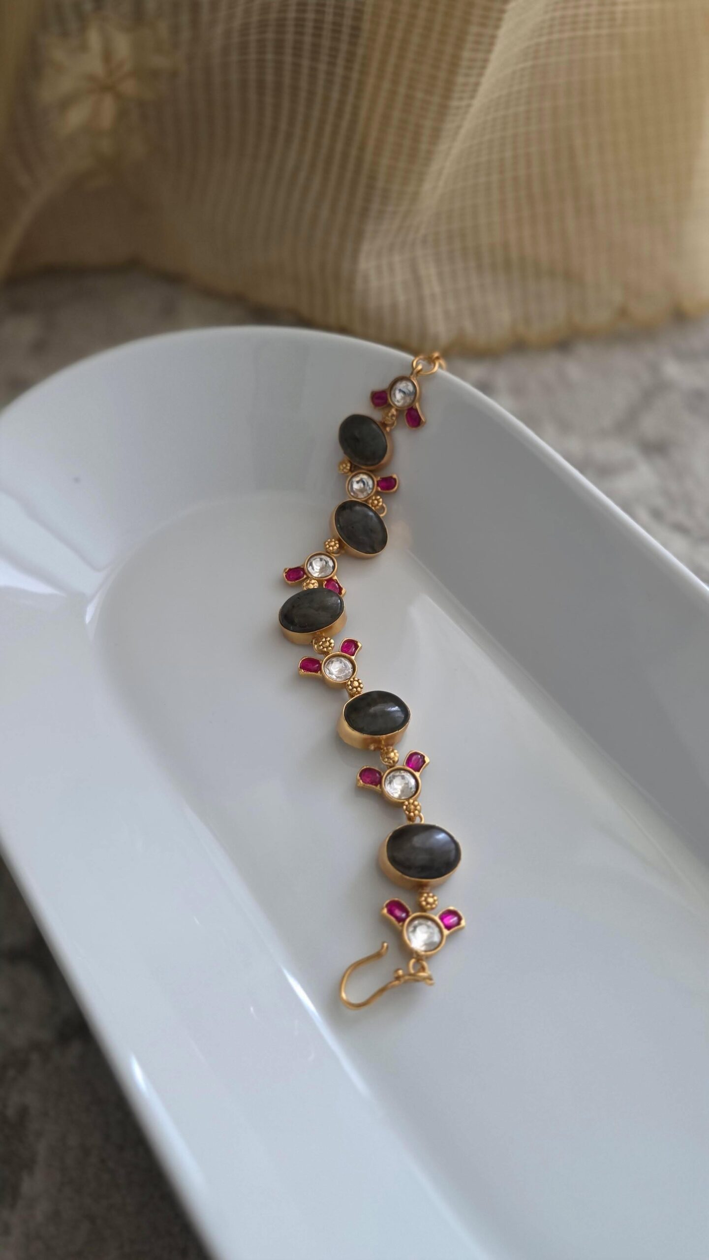 Saanvi quartz bracelet Thumbnail