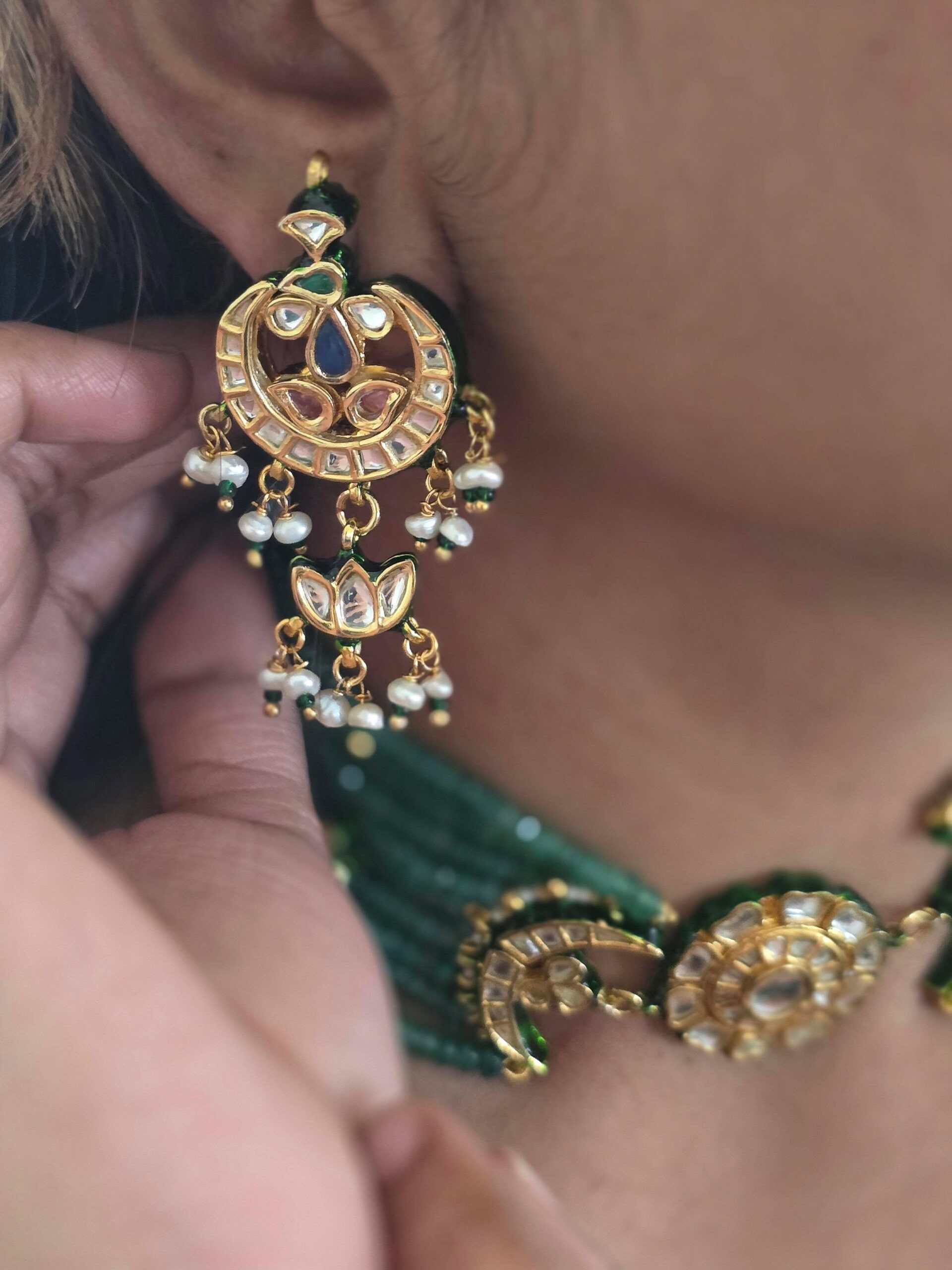 Faiza semi precious stone choker Thumbnail