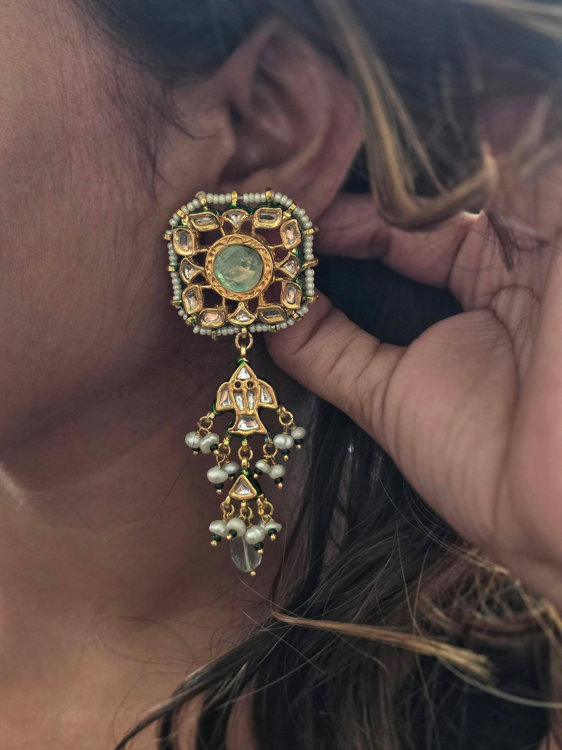 Kashvi semi-precious stone necklace Thumbnail