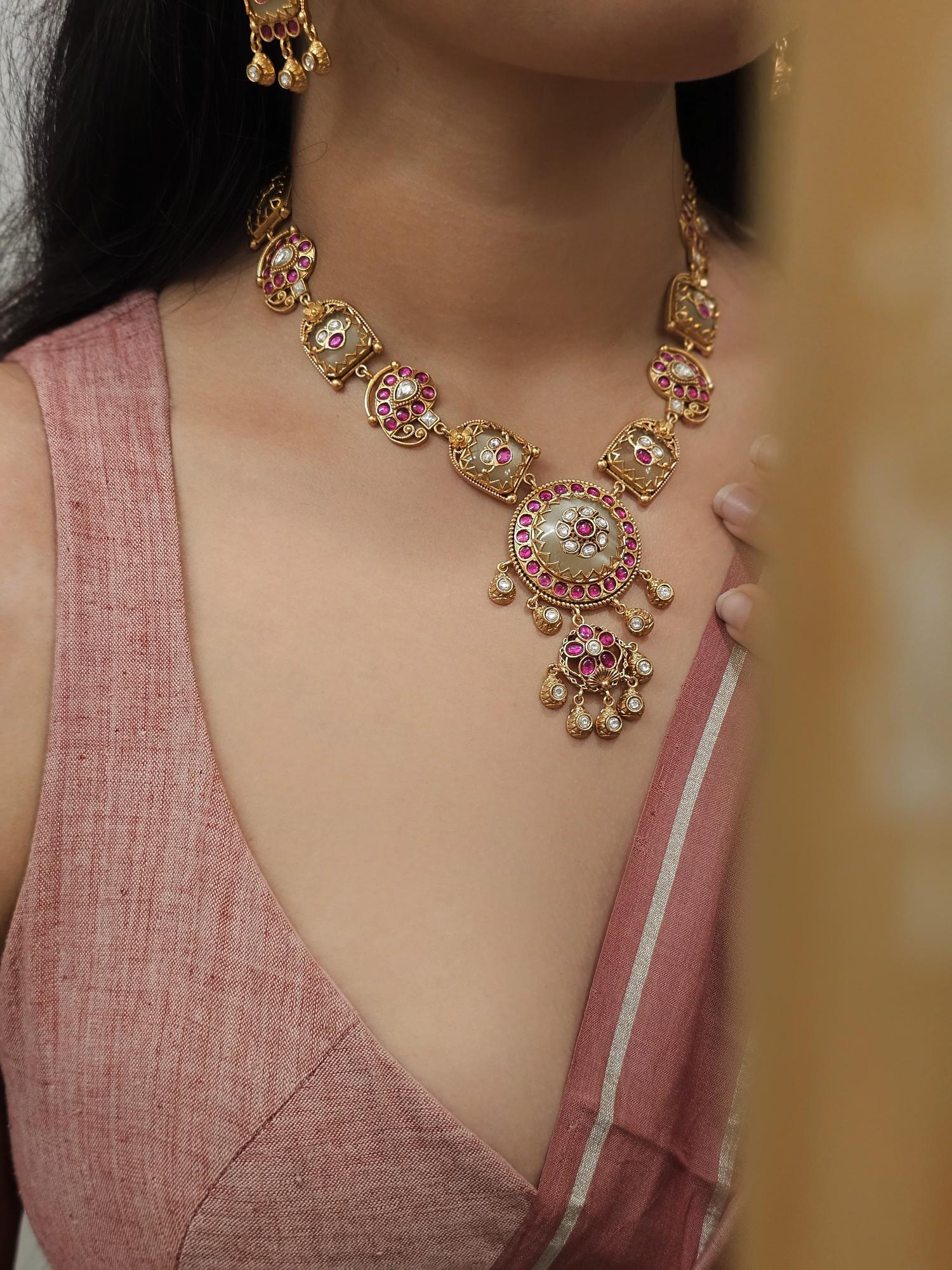 Indriya handcrafted necklace Thumbnail