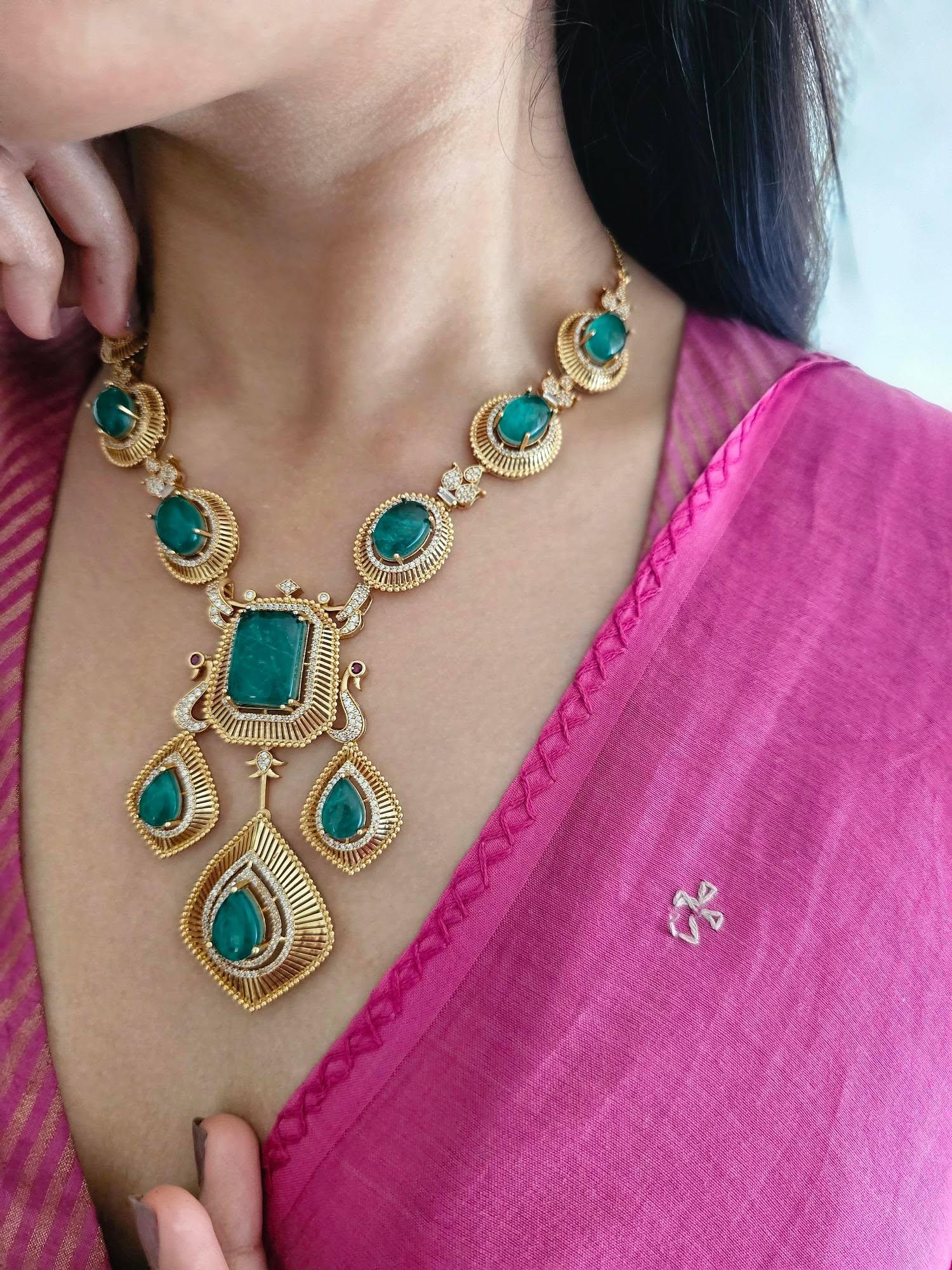 Saija quartz and polki necklace Thumbnail