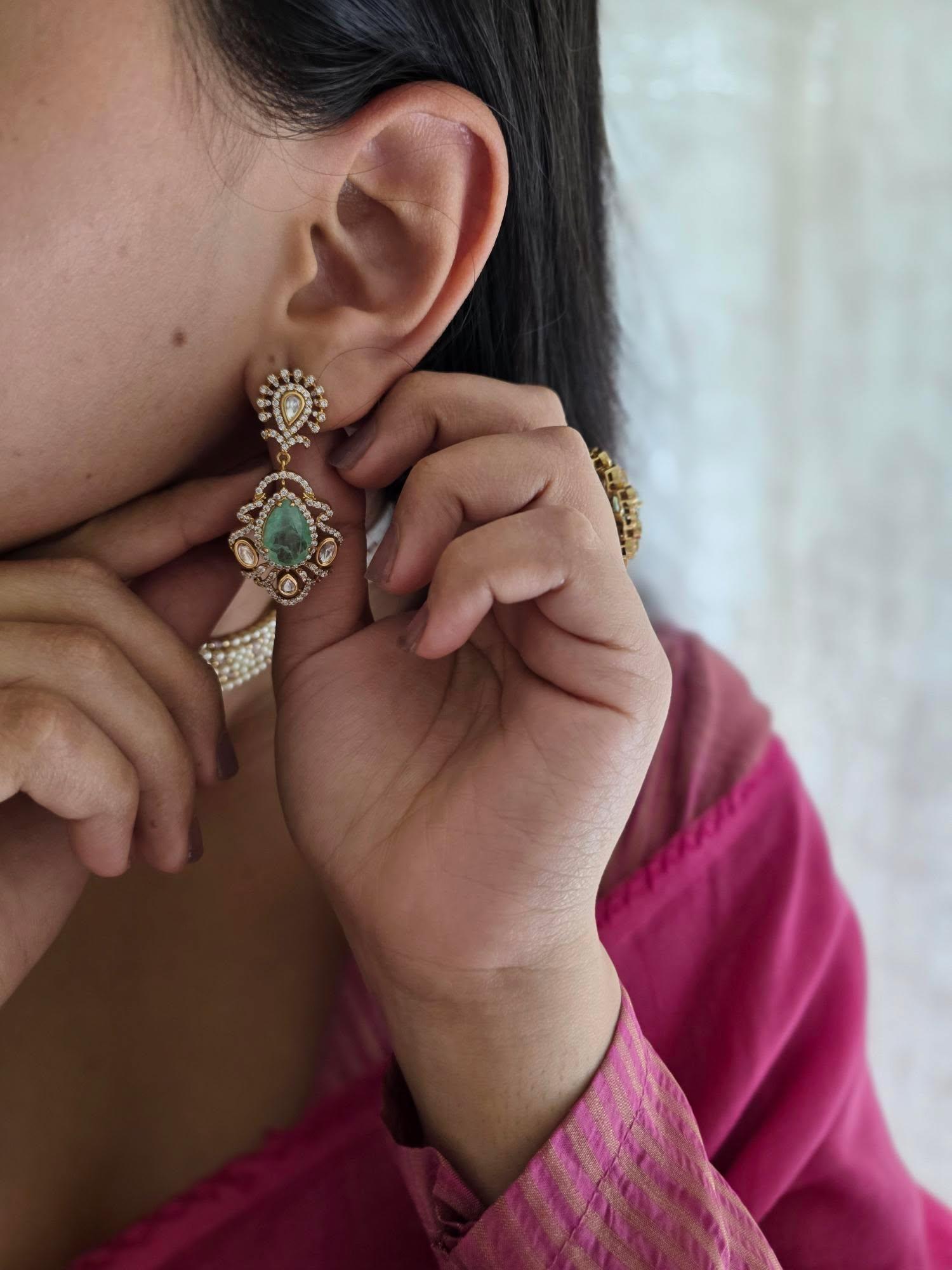 Sadhna pearl and polki choker Thumbnail