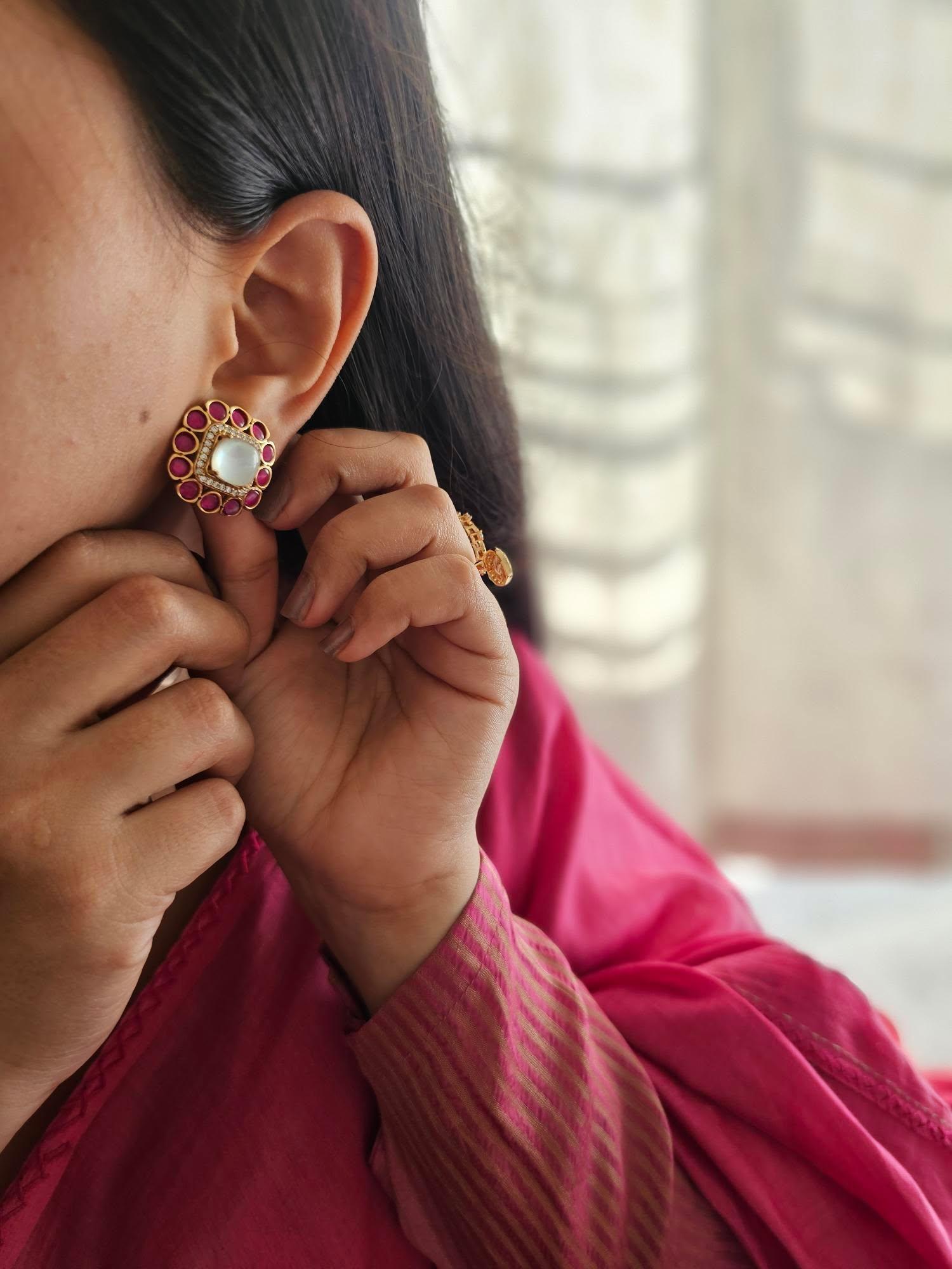 Meher quartz and polki choker Thumbnail