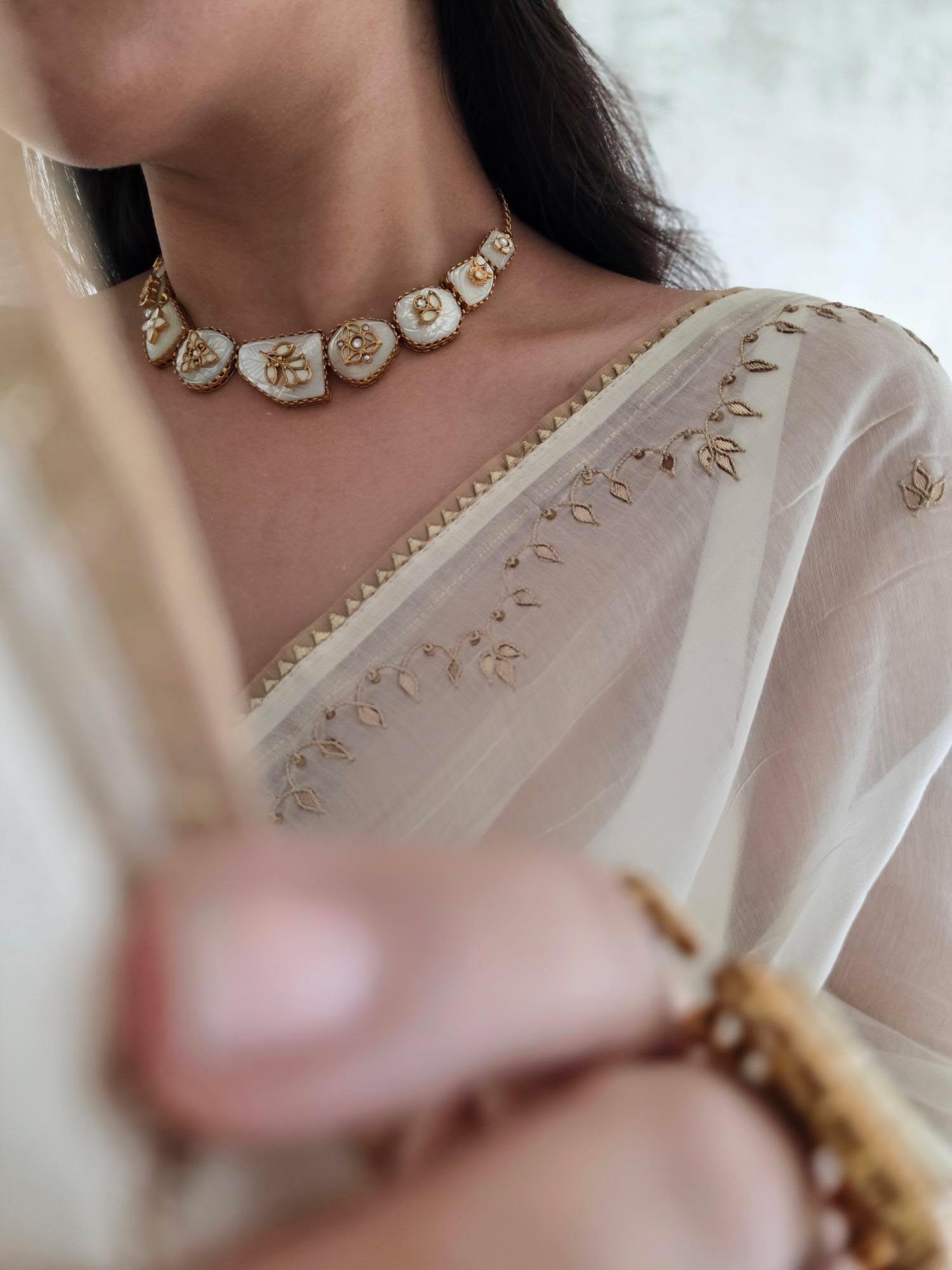 Urja handcrafted quartz necklace Thumbnail