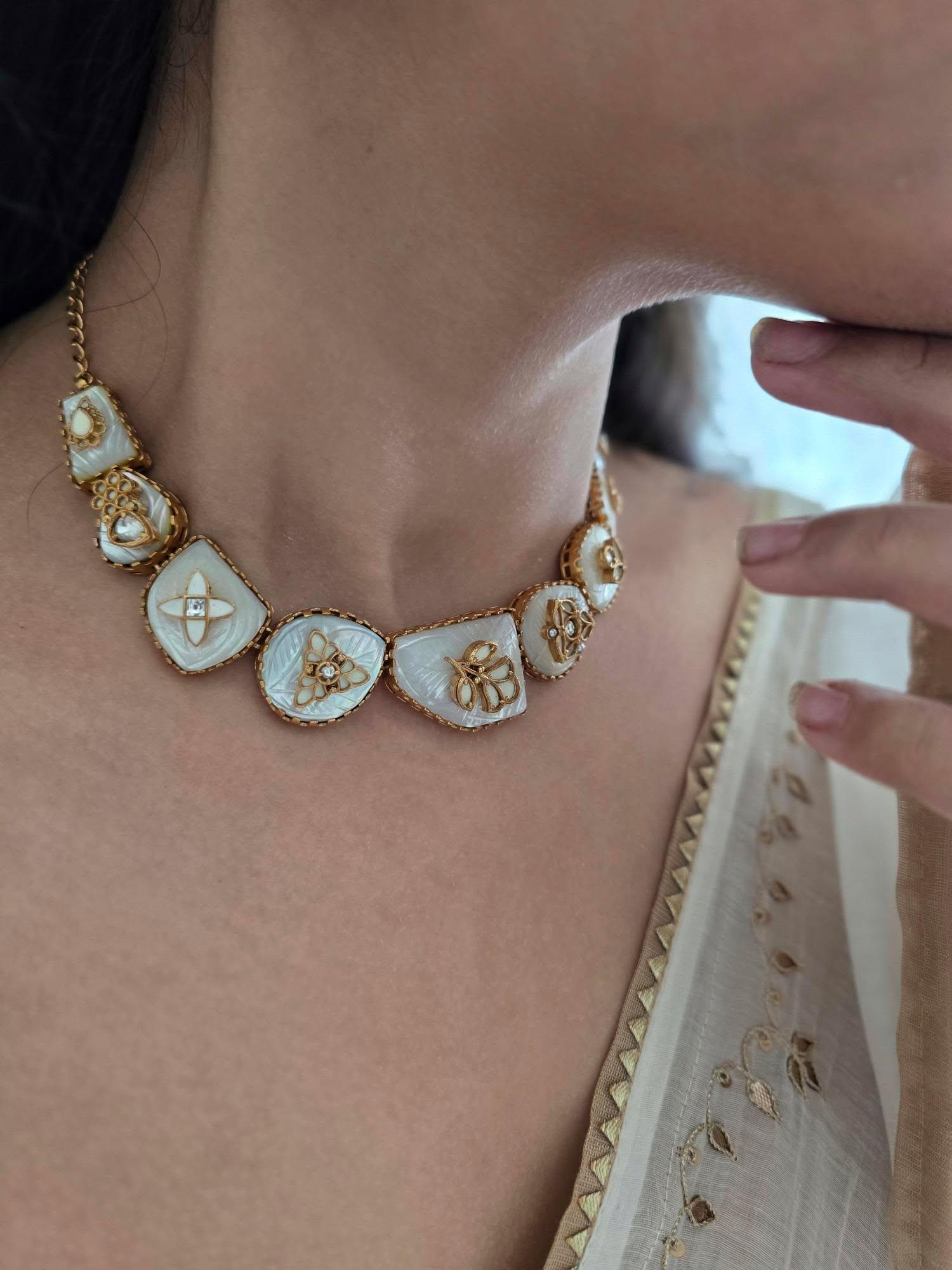 Urja handcrafted quartz necklace Thumbnail