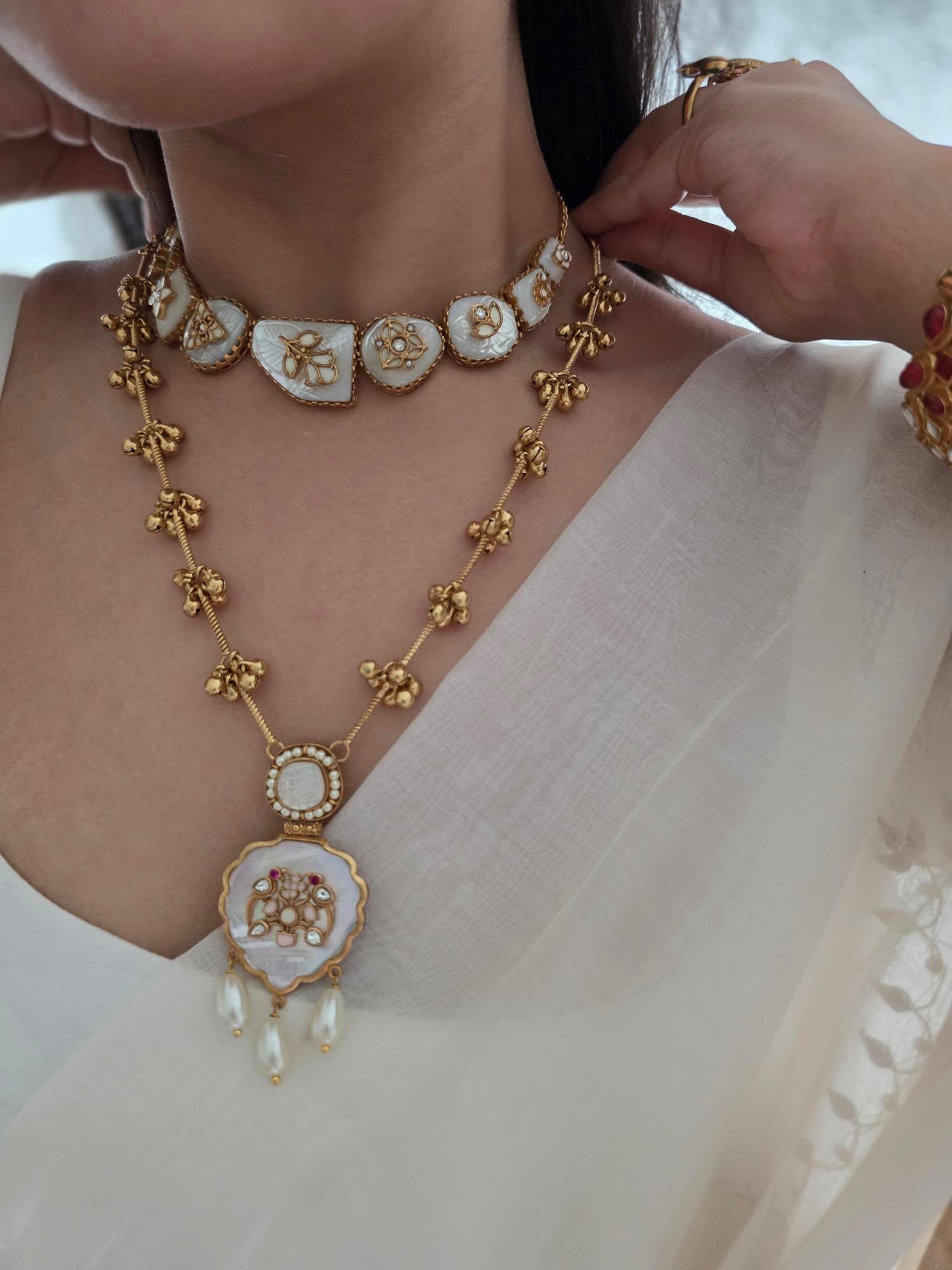 Urja handcrafted quartz necklace Thumbnail