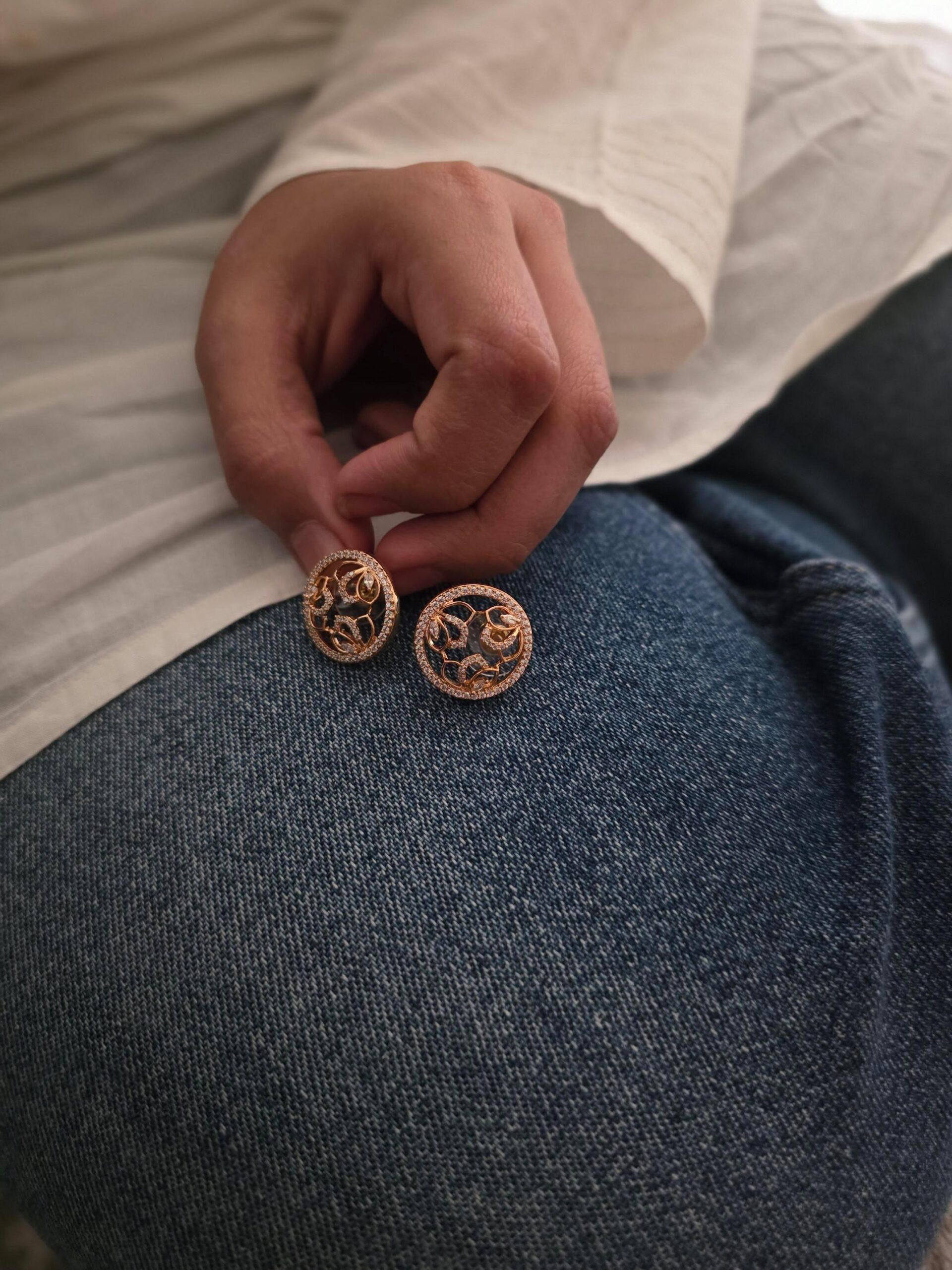 Purna delicate necklace Thumbnail